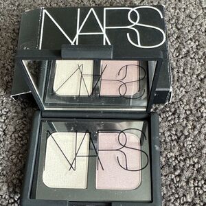 NARS Eyeshadow Duo - Ivory and Soft Pink Tokyo